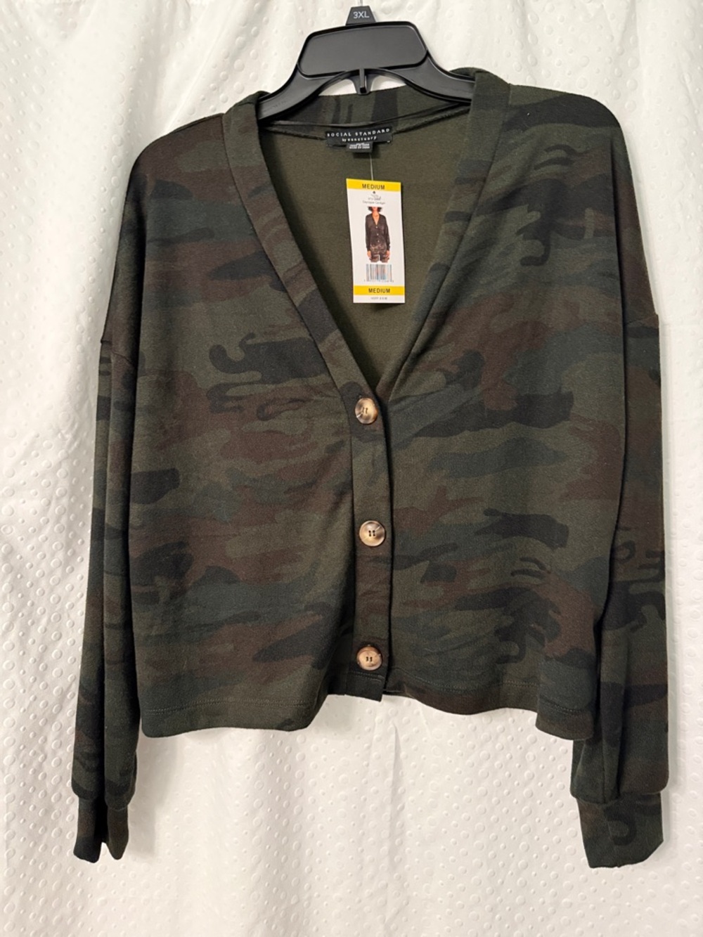 Social Standard Olive Camo V-Neck Button Cardigan Size Medium